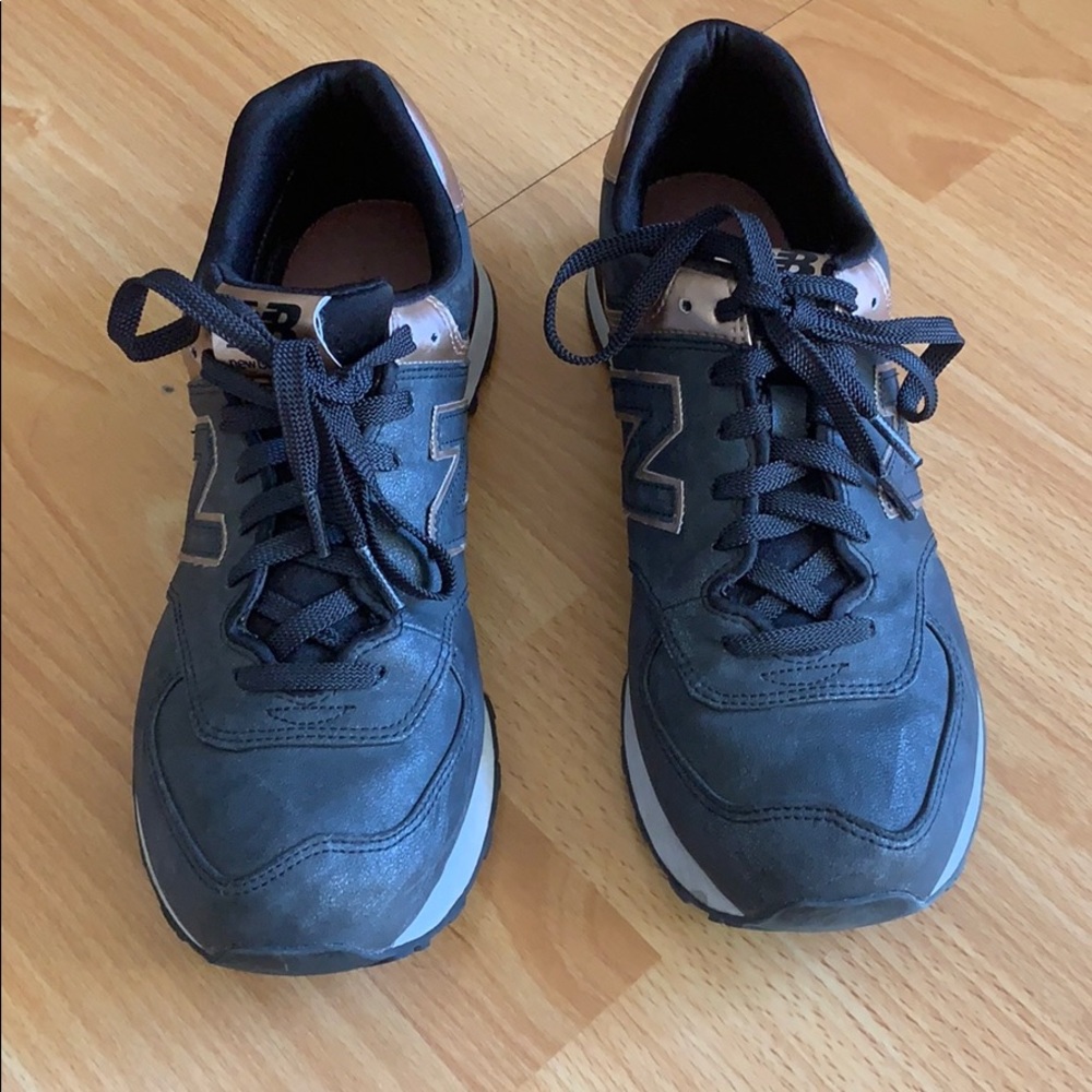 Woman’s New Balance Shoes